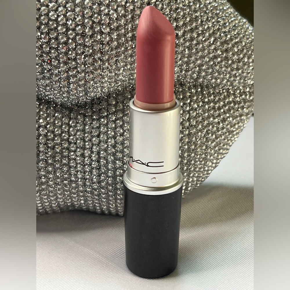 MAC lipstick PINK PLAID matte
